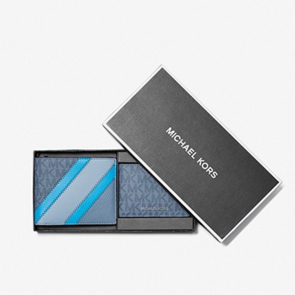 Michael Kors Men’s Wallet Set - Picture 5 of 8
